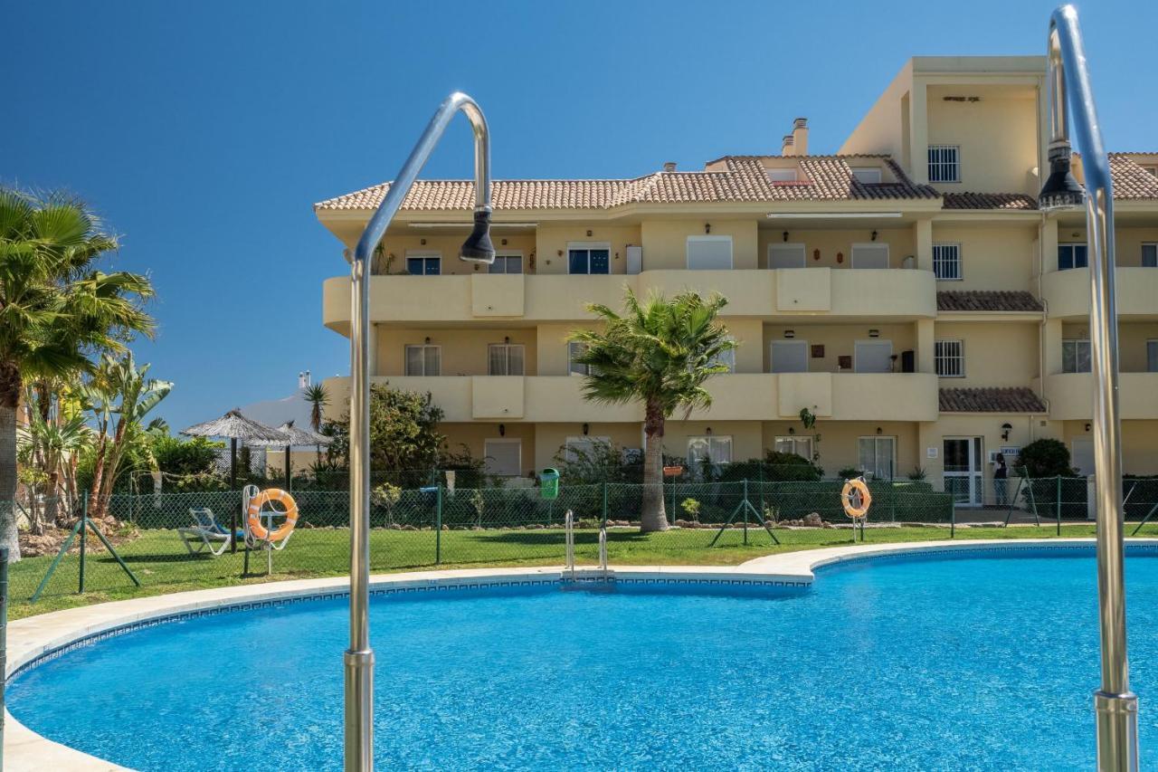 2263 - Beautiful Apt Close From Beach Манилва Экстерьер фото